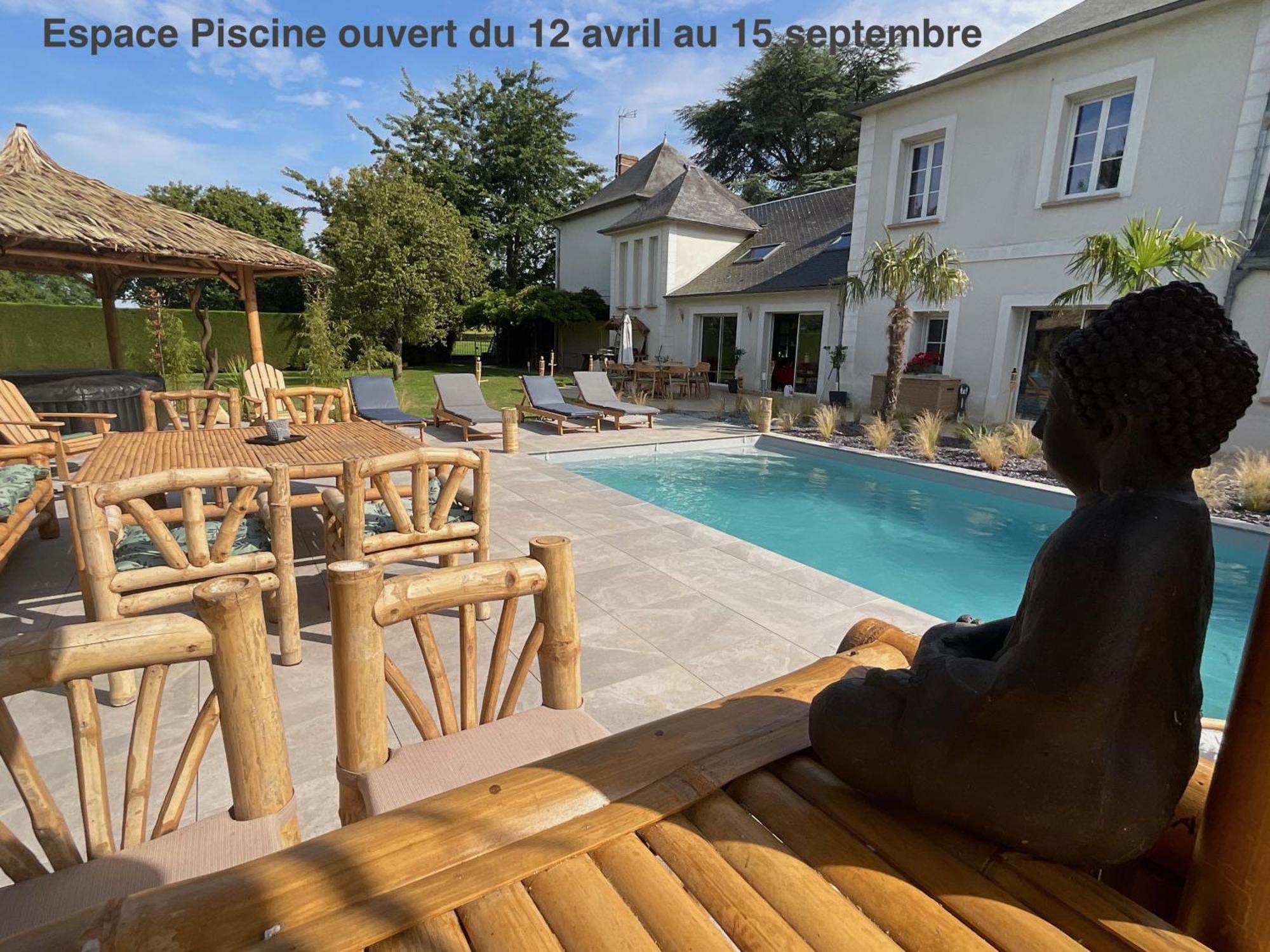 Le Petit Manoir Bed and Breakfast Farceaux Exteriör bild